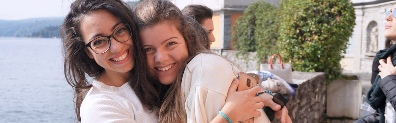 sorrisi2_1600x500