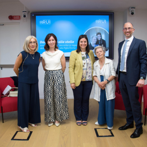 Da sinistra: Mariani, Travaglini, Elvina e Amalia Ercoli Finzi, Orsi
